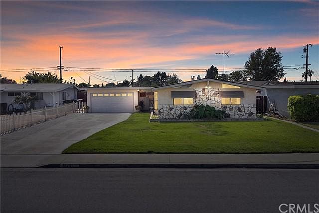 1st image of 12261 Lorna St