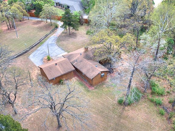 2nd image of 3505 S Coltrane Rd