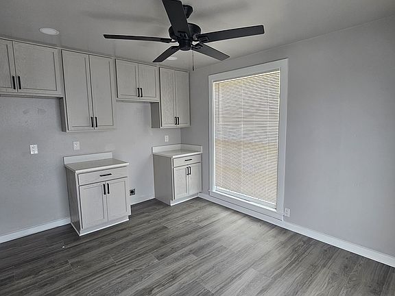 2nd image of 216 Forrest Ave #5