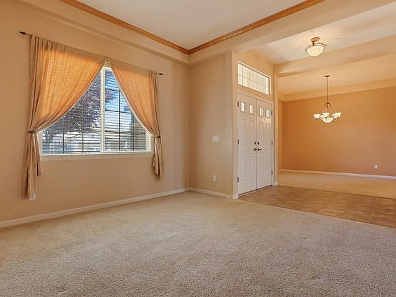 5th image of 2458 Gibralter Dr