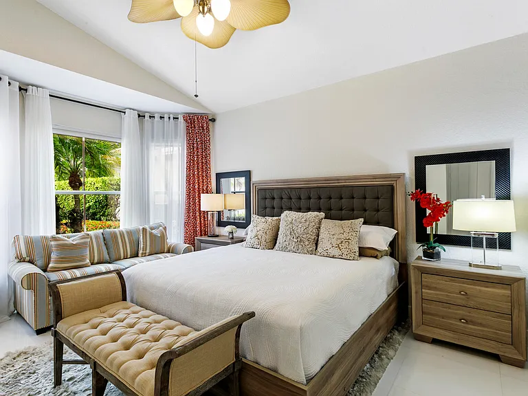 8270 Spyglass Dr — Photo 22