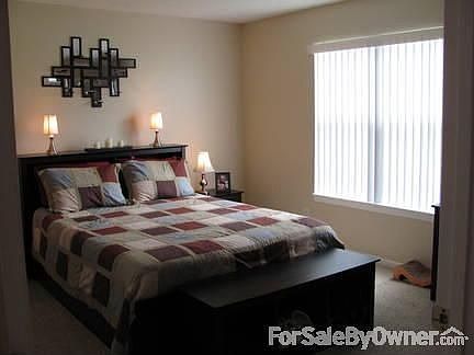 Master bedroom
						:
						Private ensuite bathroom off of the master!