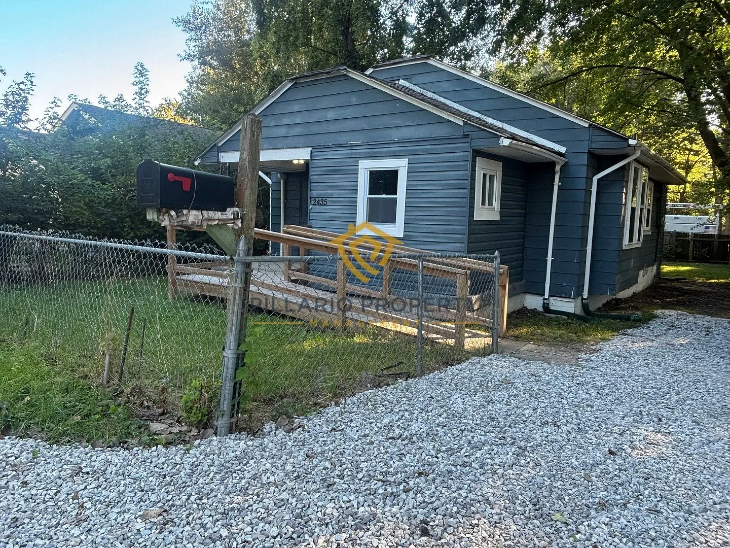 Updated 2 Bedroom with Spacious Yard on the Southwest Side, Available NOW! — Photo 1