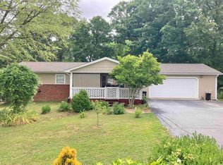 1624 N Eastern Ln, Bloomfield, IN 47424