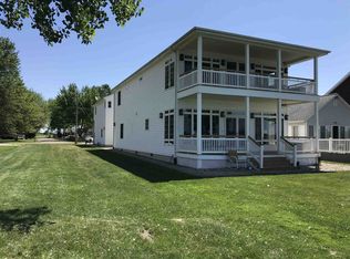 3795 Lake Shore Dr, Bremen, IN 46506