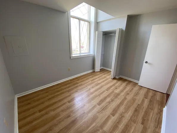 4406 Camden Ave #C2-1-1, Pennsauken, NJ 08110