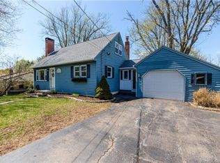 17 Legion Dr, Vernon, CT 06066