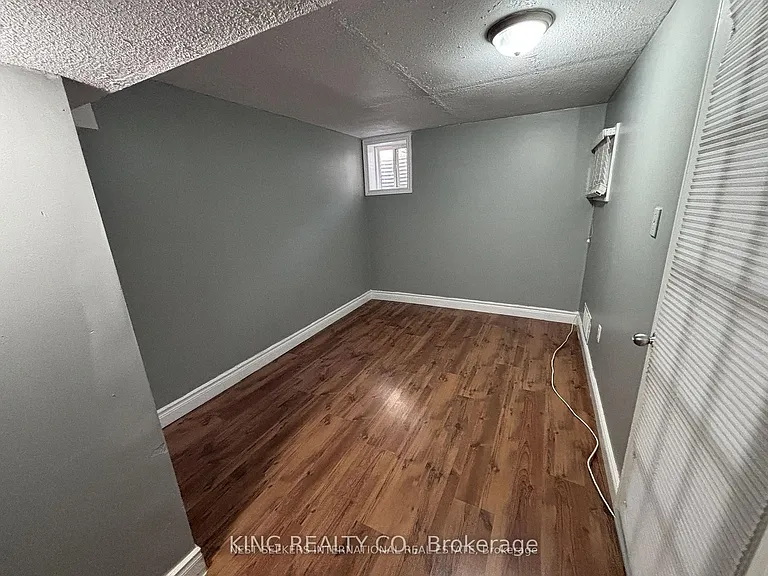84 Carter Dr #LOWER — Photo 9