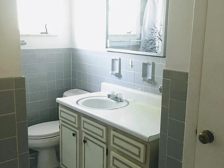 Full Bath
