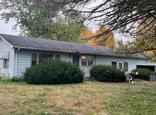718 Park Ln, Lacon, IL 61540