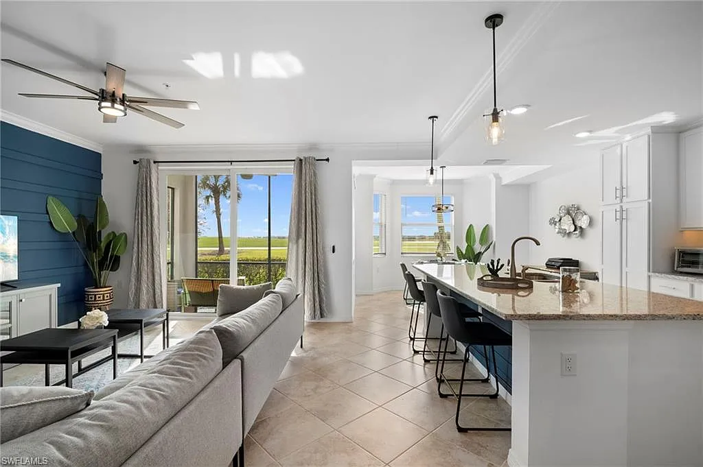 2 bed, 2.0 bath, 1198 sqft, $6,000 — Photo 3