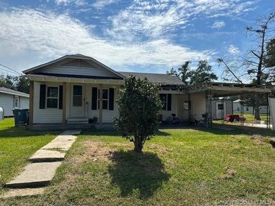 121 Bishop St, Dequincy, LA, 70633
