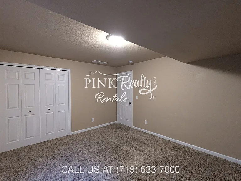 8377 Freestar Way — Photo 53