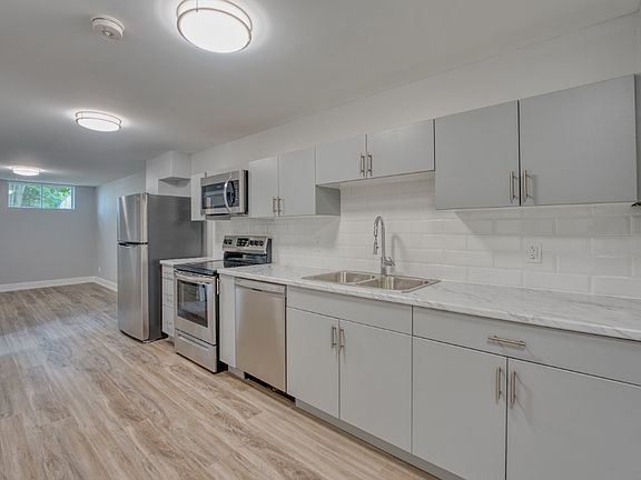 4th image of 597 Gavin Ct #2
