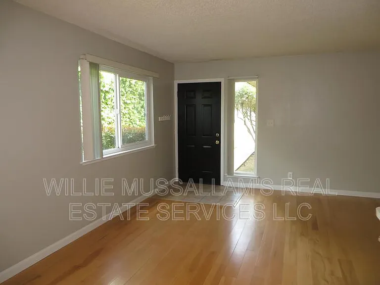 2505 Prescott Rd — Photo 9