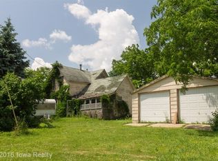 13061 Garst Trl, Indianola, IA 50125