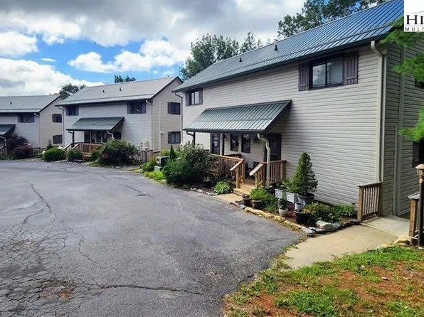 148 Hanging Rock Villas Road #112, Seven Devils, NC 28604