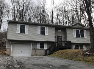 169 Grouse Ridge Ln, Drums, PA 18222