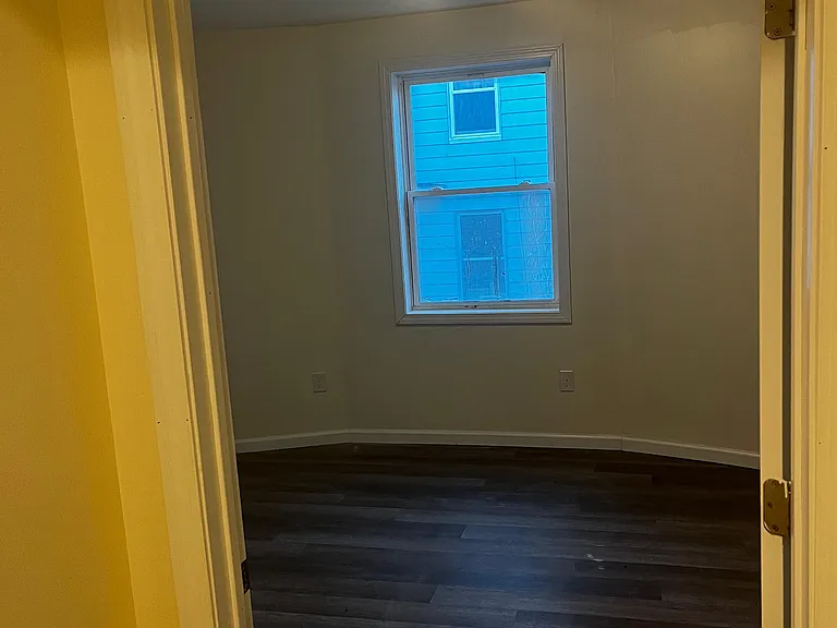 24 Tremont St #2 — Photo 8
