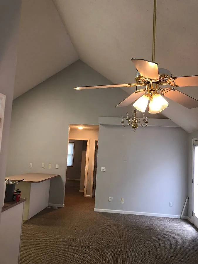 2 bed, 876 sqft, $1,200 — Photo 4