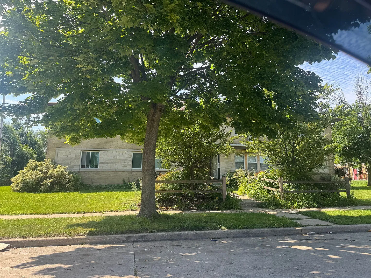 NG 63 — Photo 1