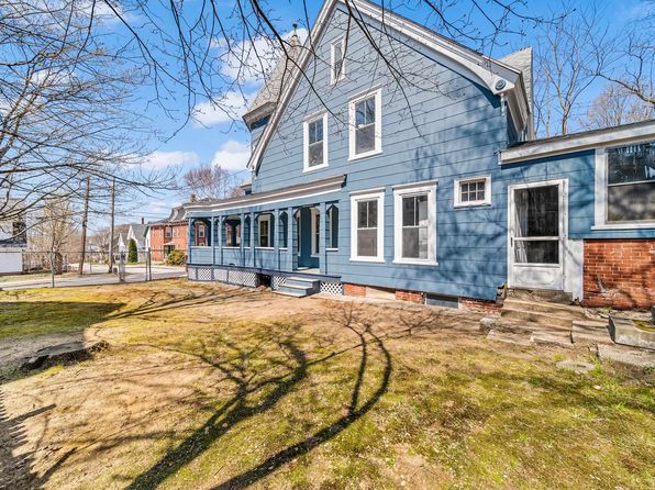 11 Broadway Way, Pembroke, NH 03275