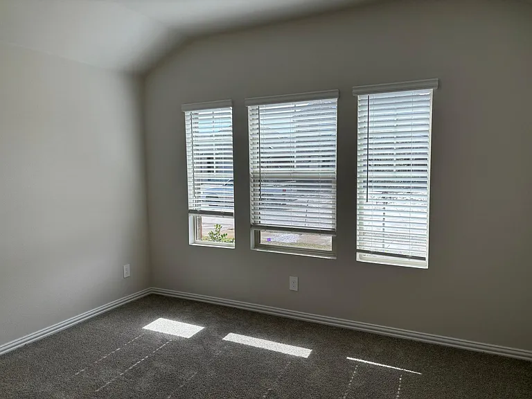 3814 Meredith Dr — Photo 8