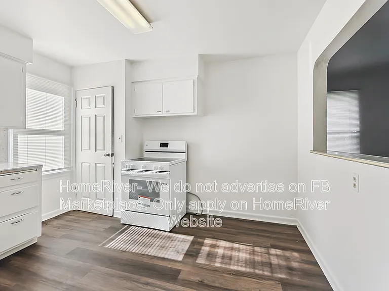 5616 N Post St — Photo 3