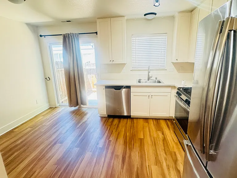3945 Pheasant Dr #2 — Photo 5