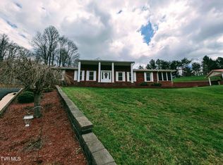 218 7th St NE, Norton, VA 24273