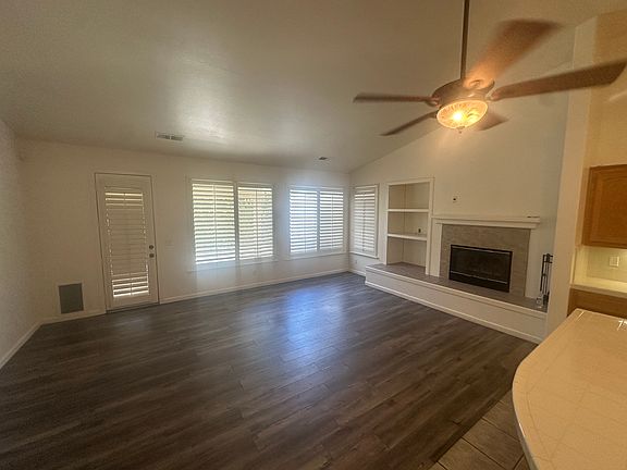 5th image of 2588 E Jordan Ave