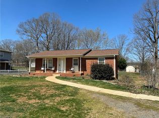 529 Spainhour Rd, King, NC 27021