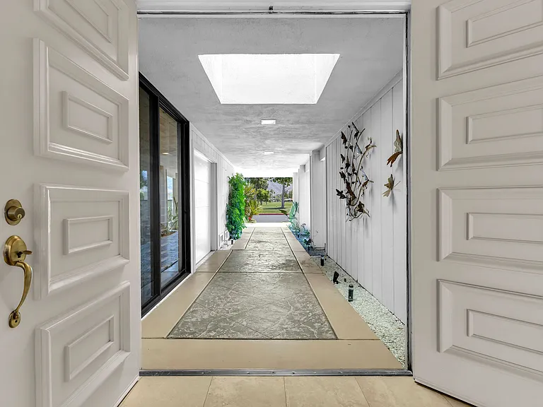24 Columbia Dr — Photo 19