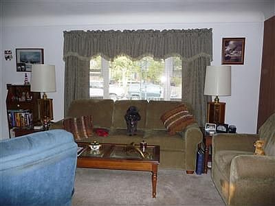 3rd image of 1349 Thurnridge Dr