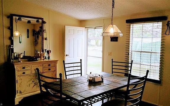 5th image of 1067 Shady Ln
