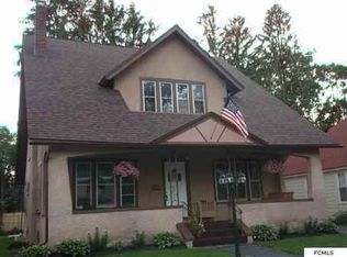 7 Lark St, Gloversville, NY 12078