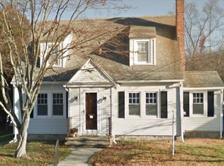 329 Mapledale Pl, Bridgeport, CT 06610