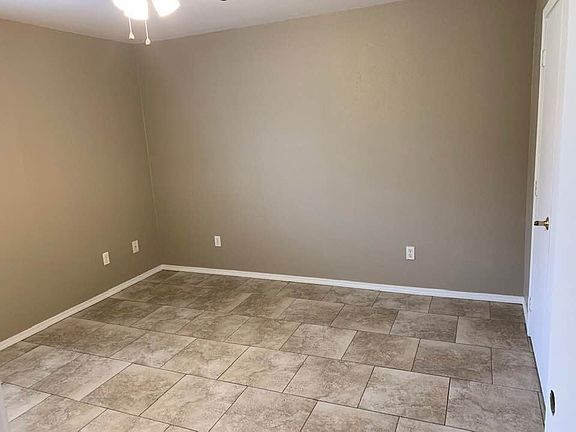 5th image of 608 W Johnson St