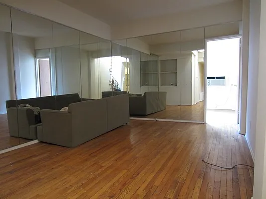 Rented by City Connections Realty | media 32