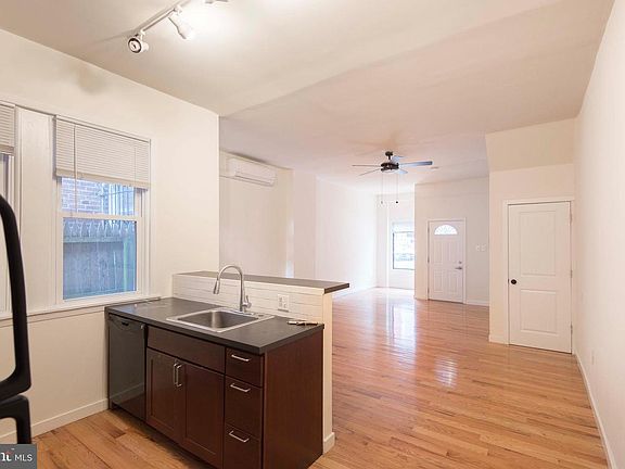 4th image of 618 S 3rd St