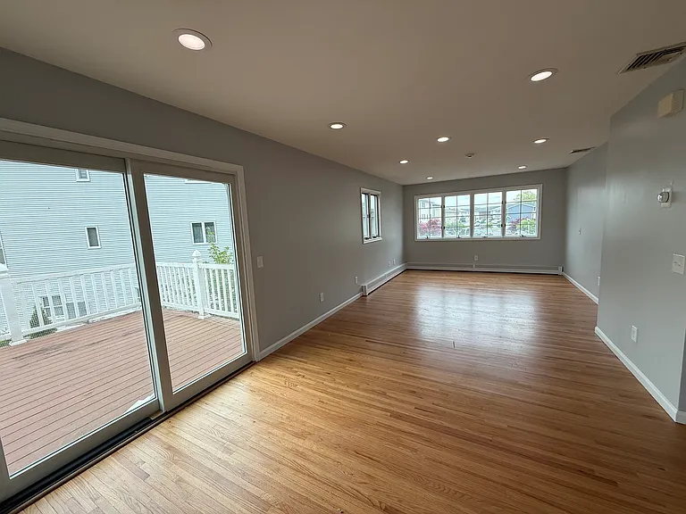 44 Willow Wood Ct #1 — Photo 9