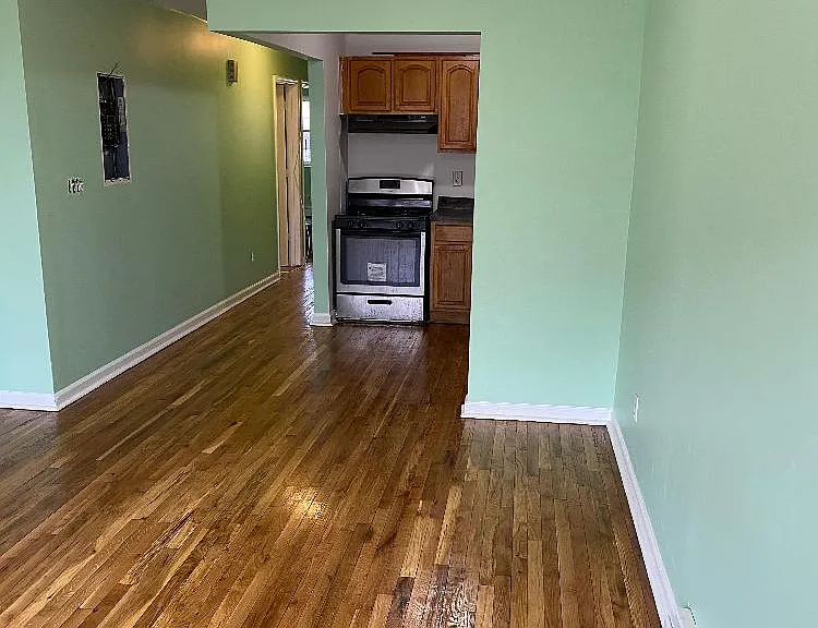 Living area extending to the kitchen