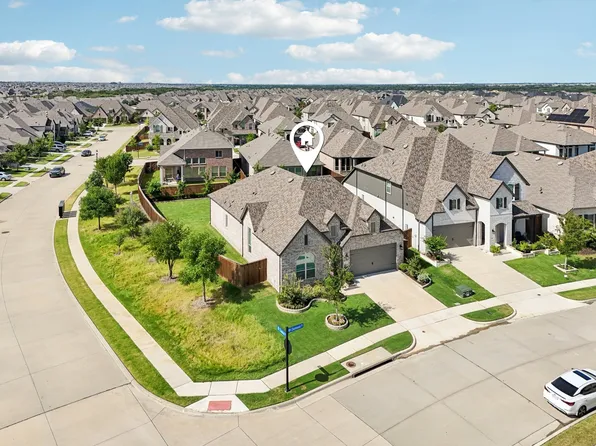 4101 Dartmoor Dr, Aubrey, TX 76227