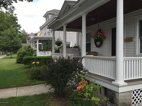 3rd image of 35 Lincoln Ave