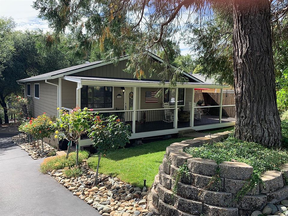1st image of 288 Daniels Dr