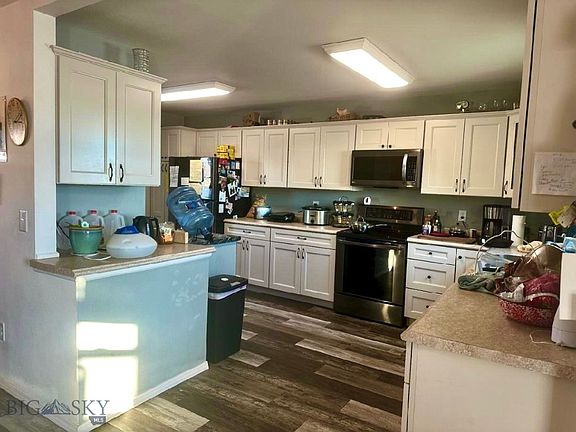 3rd image of 602 Oie St