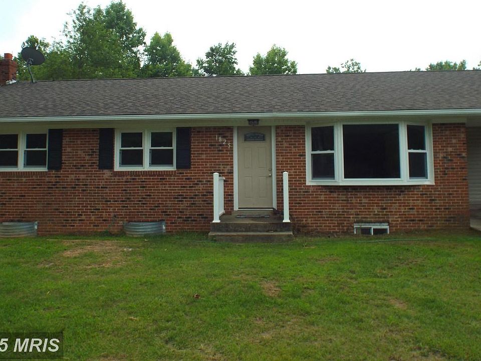 Exterior (Front)