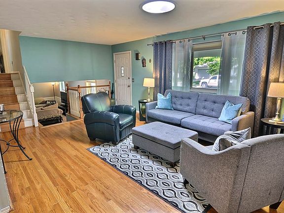 3rd image of 701 Avondale St