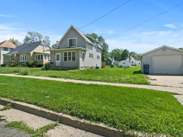 503 4th St, Kenyon, MN 55946