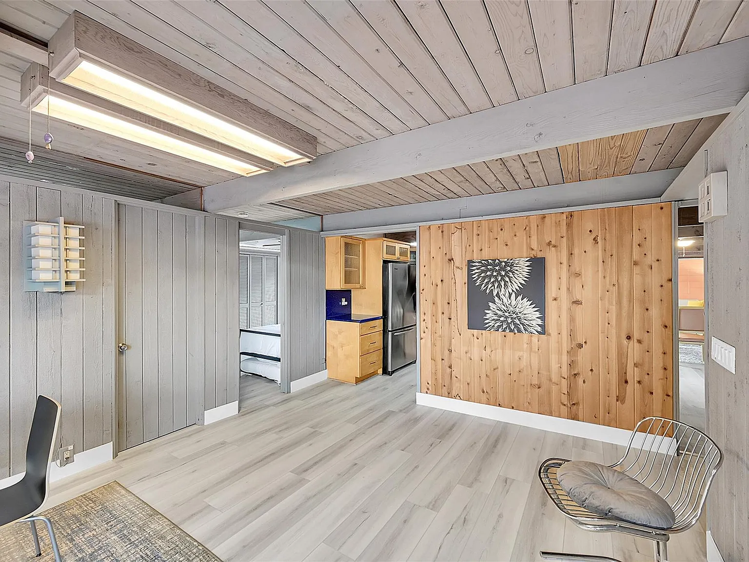 2 bed, 2.0 bath, 2073 sqft, $5,500 — Photo 3